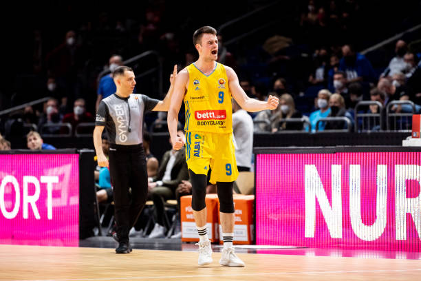 队的比赛 队的比赛